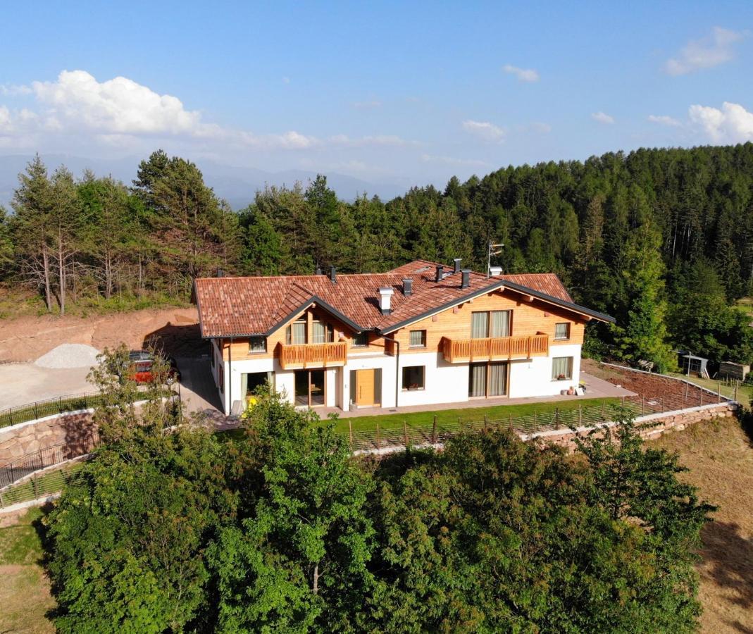 Bioagritur La Casa Dei Trajeri Villa Fai della Paganella Luaran gambar